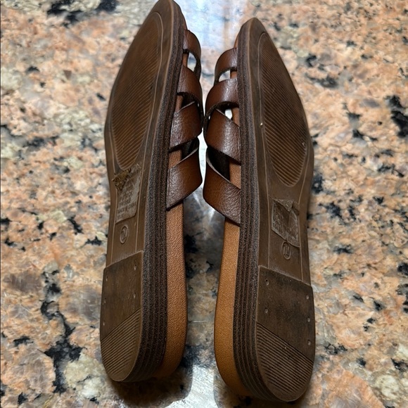 MiA Amore Leather Woven Brown Sandals size 7 - Picture 4 of 4